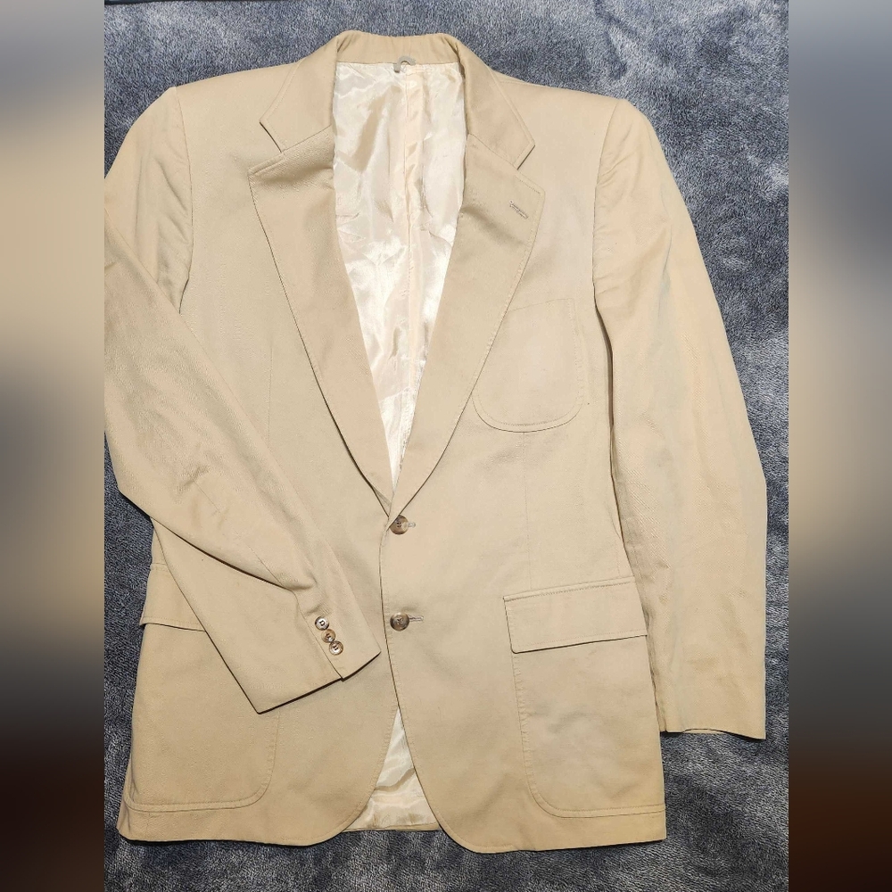 ✨ Club Holt Renfrew Tan Blazer | Men’s 44R | Tailored & Fully Lined